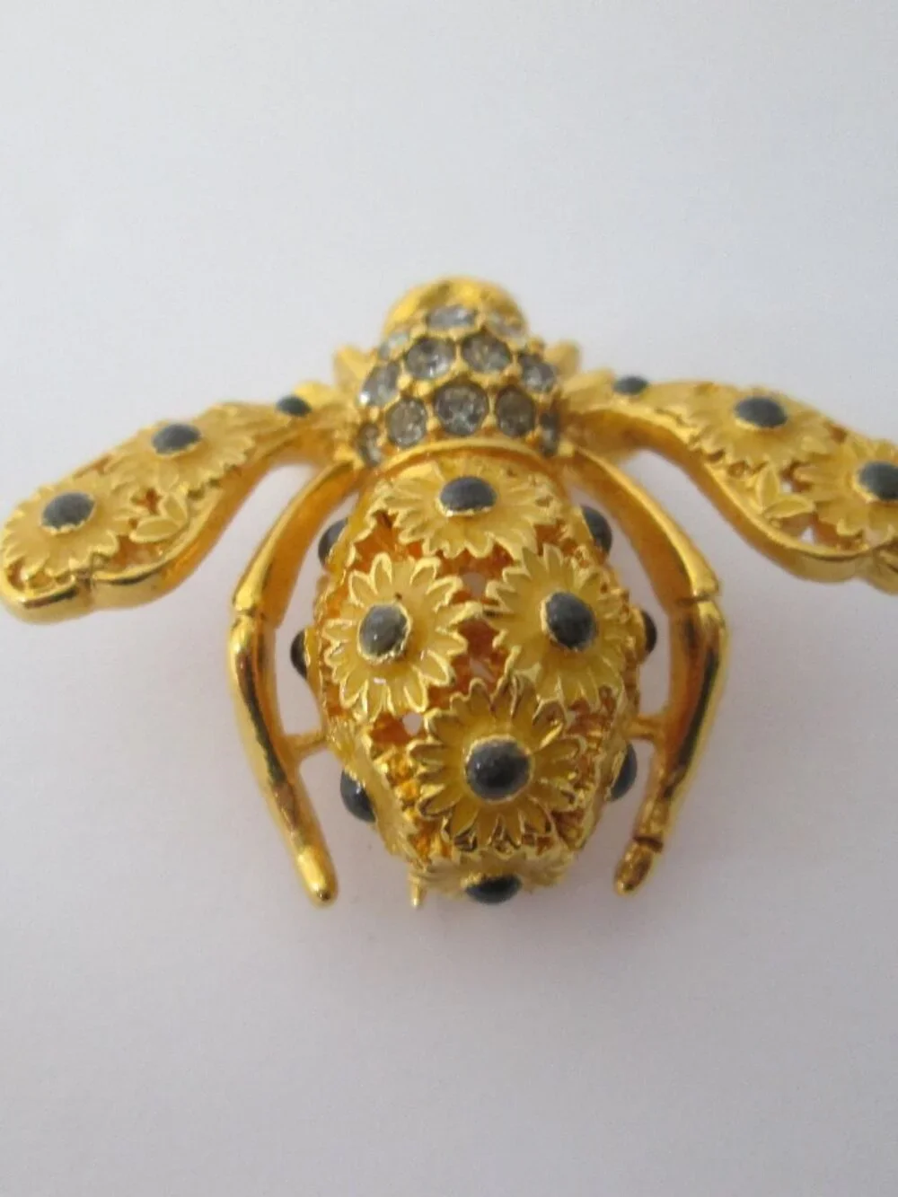 NEW Joan Rivers Original Bee Brooch Pin Gold Tone Jeweled with Dust Cover - NIB